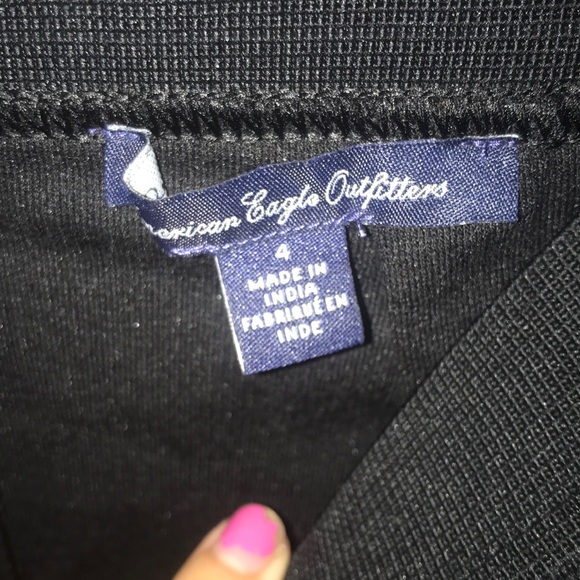 Black size 4 Lace American Eagle Skirt - Picture 2 of 3